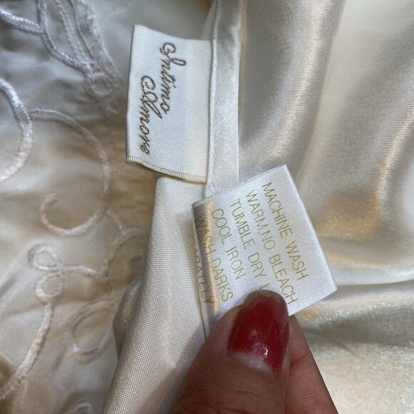 VTG IntimoAmore Women XS SlipDress Babydoll Nightie Lingerie SatinIvory Romantic - Picture 3 of 8
